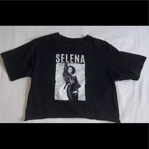 Selena crop top